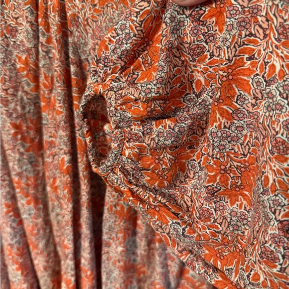 Perfect for Fall’s changeable weather! - Picture 5 of 5